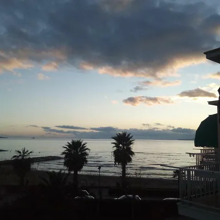 Casa Al Mare Apartman Follonica
