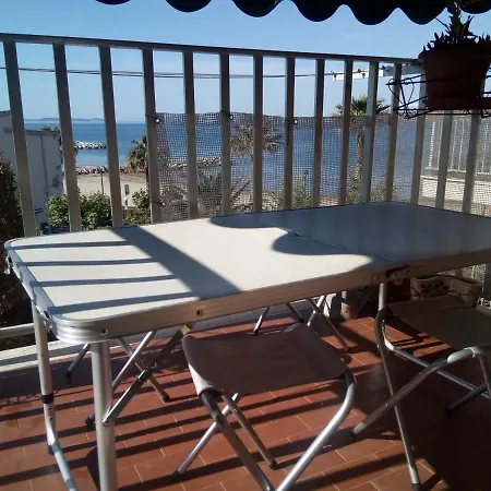 Casa Al Mare Фоллоника